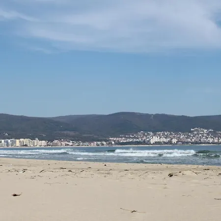 Abelia Regina Apartament