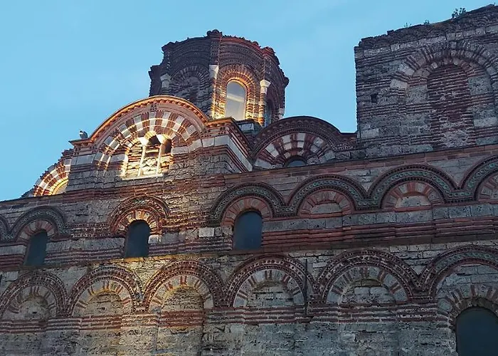 Abelia Regina Apartman