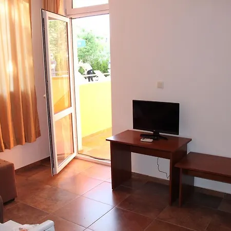 Abelia Regina アパート *